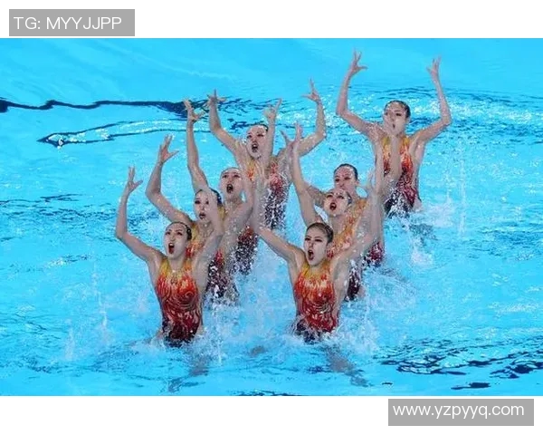 水舞飞扬体育表演会中的游泳艺术与精彩瞬间