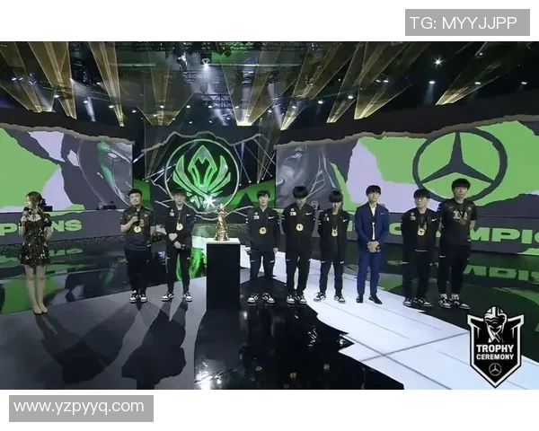 高校联赛分析：RNG团队协作的出色表现与战术执行力探讨